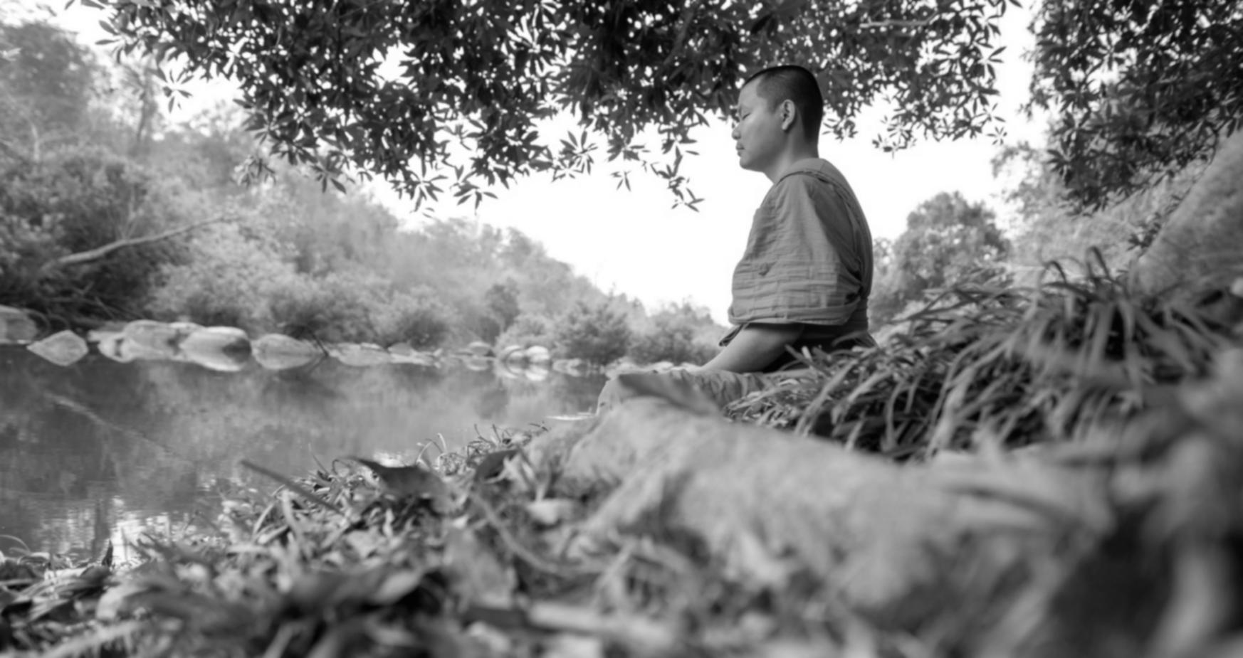 Ambiente sereno per la pratica meditativa quotidiana